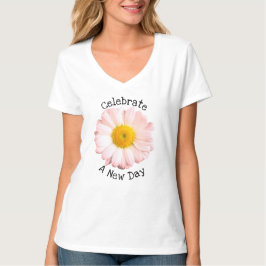 Feiern Sie einen New Day Boho Daisy T-Shirt