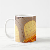 Feiern Sie gemütliche Nächte aus Strickdecke und w Kaffeetasse (Links)