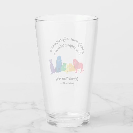 Feiern Sie Ihren Pride-Rainbow-Löwe Glas (Rückseite)