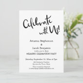 "Feiern Sie mit uns!" Lässige Einfache Hochzeitsfe Einladung (Stehend Vorderseite)