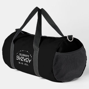 Feiern Sie Syzygy am 28. August 2024 Duffle Bag