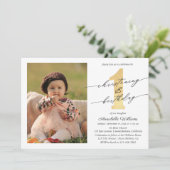 Feiern und erstes Foto zum Geburtstag Einladung (Stehend Vorderseite)