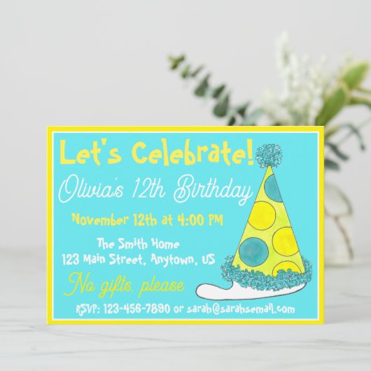 Feiern wir den grünen Polka-Dot-Party zum Geburtst Einladung (Stehend Vorderseite)