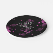 Feiern wir Pink Bokeh Gradient Black Birthday Pappteller (Schrägansicht)