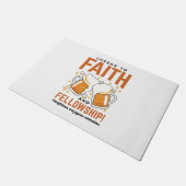 Feiern zum Glauben und zur Freundschaft - T-Shirt  Fußmatte (Schrägansicht)