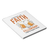 Feiern zum Glauben und zur Freundschaft - T-Shirt Notizblock (angewinkelt)