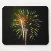 Feiern zum grünen und goldenen Feuerwerk Mousepad (Vorne)
