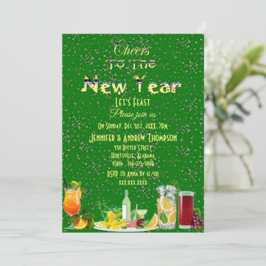 Feiern zum Neujahrscocktails Grüner Sparkling Einladung (Stehend Vorderseite)