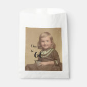 Feiert bis 60 Jahre! Birthday Foto Black Script Geschenktütchen (Vorderseite)
