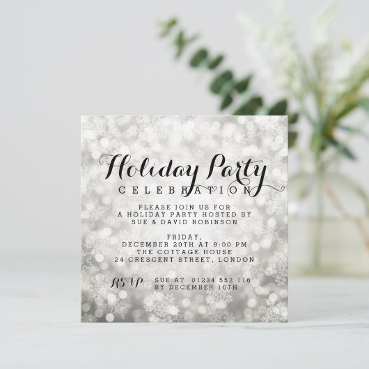 Feiertag Silver Sparkling Schneeflocken Lichter Einladung (Stehend Vorderseite)