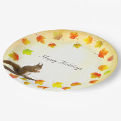 Feiertags-Eichhörnchen & Herbstlaub Pappteller (Schrägansicht)