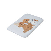 Feiertags-Winter-Goldendoodle-Hund-Schneemann Badematte (Schrägansicht)