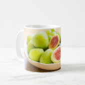 Feigen und Trauben, frisch Kaffeetasse (Vorderseite Links)