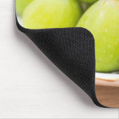 Feigen und Trauben, frisch Mousepad (Ecke)