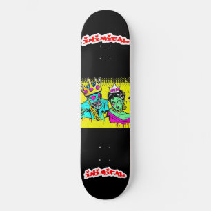 Feindselige Zombie-Abschlussballnacht Skateboard