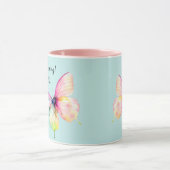 Feine rosafarbene Schmetterlinge in Pastellfarben Tasse (Zentrum)