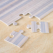 Feine Striche in Blau- und Rottönen. Puzzle (Seite)