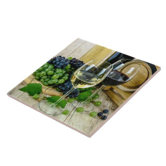 feiner Wein, nach Perfektion gealtert, Fliese (Seite)