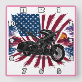 Feines Fahrrad mit lebendiger Fahne Quadratische Wanduhr (Vorderseite)