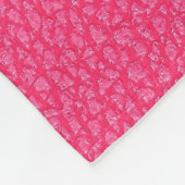 Feines Luxus rosa Tuch Textur. Fleecedecke (Ecke)