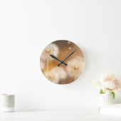 Feld aus warmer Löwenzahnlicht Runde Wanduhr (Zuhause)