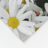 Feld der Gänseblümchen Fleecedecke (Ecke)