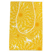 Feld der Lüsterne sonnige gelbe Blumenmuster Mittlere Geschenktüte (Rückseite)