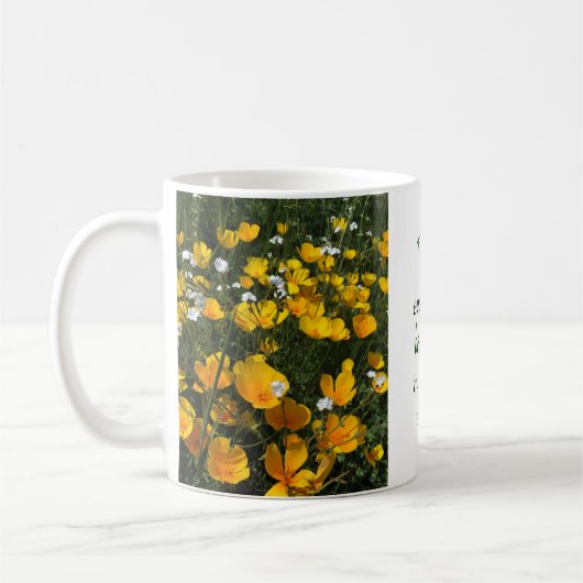 Feld der Mohnblumen-Bibel-Vers-Tasse Kaffeetasse (Links)