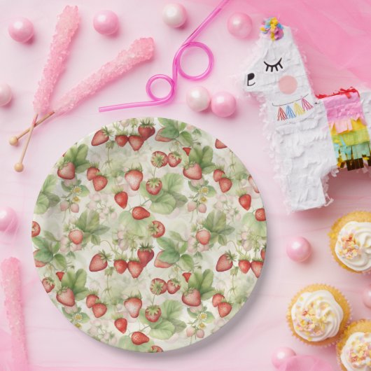 Feld der reifen, roten Erdbeeren Pappteller (Party)