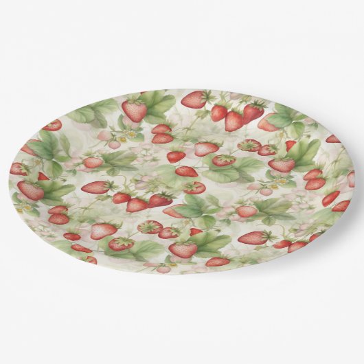 Feld der reifen, roten Erdbeeren Pappteller (Schrägansicht)