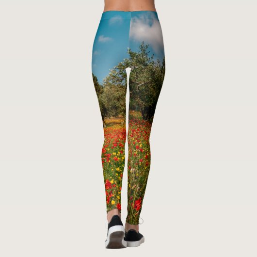 Feld mit Blume und Bäumen Leggings (Rückseite)