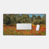 Feld mit Blume und Bäumen Schreibtischunterlage (Tastatur & Maus)