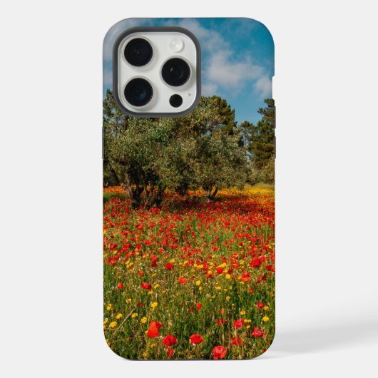 Feld mit Blumen und Bäumen iPhone Hülle (Rückseite)