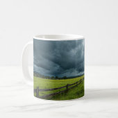 Feld mit Holzzaun Kaffeetasse (Vorderseite Links)