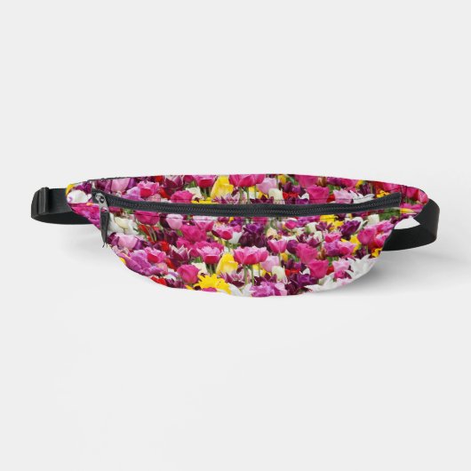 Feld mit Tulpen Bauchtasche (Vorderseite)