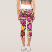 Feld mit Tulpen Capri Leggings (Rückseite)