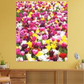 Feld mit Tulpen Leinwanddruck (Insitu (Wohnzimmer))