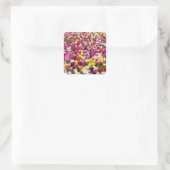 Feld mit Tulpen Quadratischer Aufkleber (Tasche)