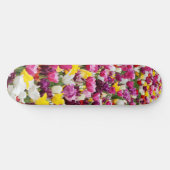 Feld mit Tulpen Skateboard (Horizontal)