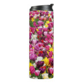 Feld mit Tulpen Thermosbecher (Nach links gedreht)