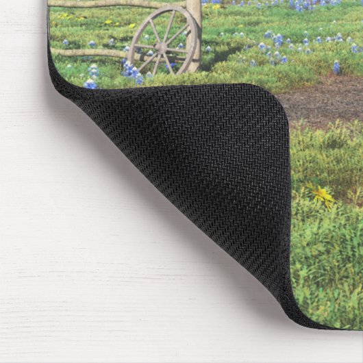 Feld von Bluebonnets Mousepad (Ecke)