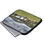 Feld, Wiese, Weide, Paddock Laptopschutzhülle (Vorne Knopf)