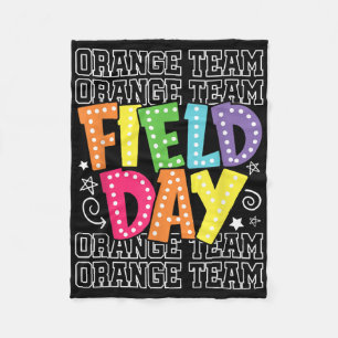 Feldday Orange Team Colour War Camp Team Spiel Com Fleecedecke