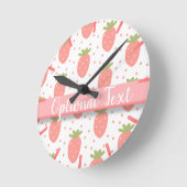 Felder von Erdbeeren Runde Wanduhr (Winkel)