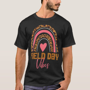 Feldtag Vibes Leopard Regenbogen für Lehrerfeld T-Shirt
