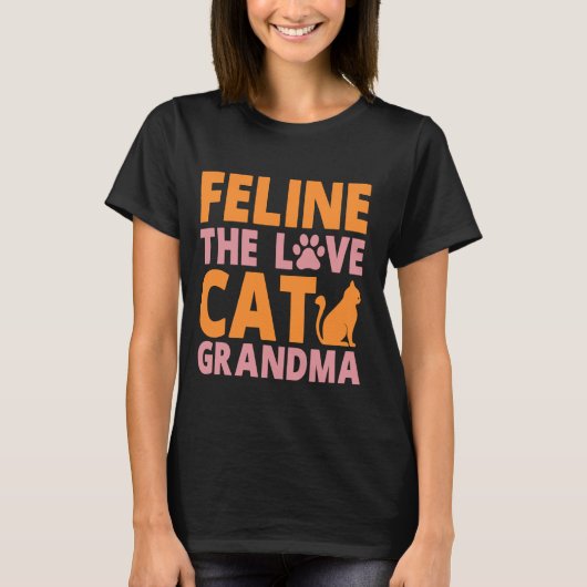 Feline the Liebe Cat Oma T-Shirt (Vorderseite)