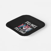 Felines gegen Felsen Pappteller (Gewinkelt)