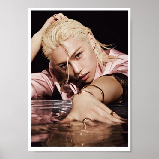 Felix x W Korea Poster (Vorne)