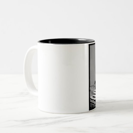 Felix Zweifarbige Tasse (Vorderseite Links)