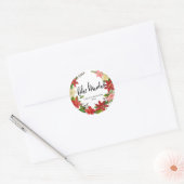 Feliz Navidad Script Red Poinsettia Floral Wreath Runder Aufkleber (Umschlag)